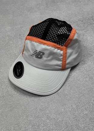 New balance 5 panel performance кепка белая