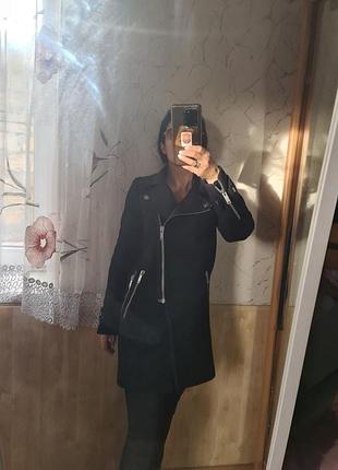 Жіноче пальто zara чорне вовняне з коміром зі штучної шкіри