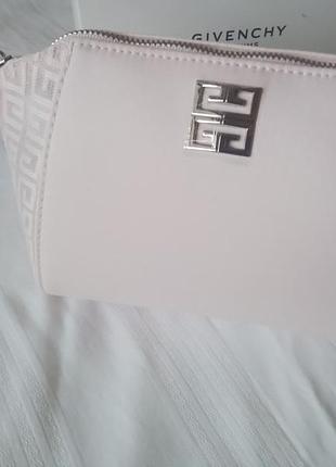 Нова косметичка givenchy оригігал 3