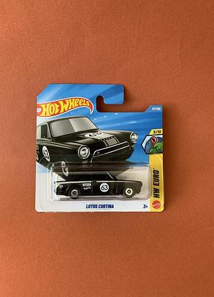 Машинка хот вілс лотус кортіна lotus cortina hot wheels 2026