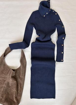Платье трикотажное миди от zara.