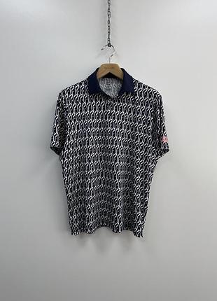 Поло чоловіче under armour з геометричним принтом, чорно-біле