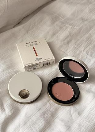 Румяна hermes rose hermes silky blush powder 37