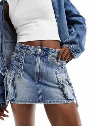 Плотная джинсовая юбка мини на средней посадке/карго bershka размер xs
