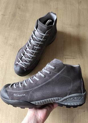 Крутые мужские кожаные ботинки scarpa , р.46. длина по стельке до загиба 30 см.