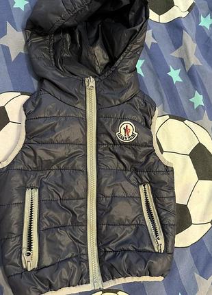 Жилетка для хлопчиків moncler синя, демісезонна, з капюшоном, розмір 74-98