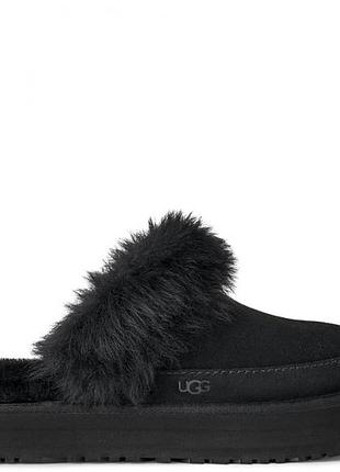 Жіночі замшеві капці ugg disquette chalet у чорному кольорі на масивній платформі та з пишною хутряною обробкою.розмір:37
