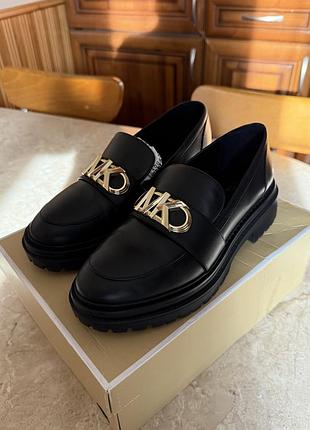Лофери жіночі michael kors чорні 7,5 р