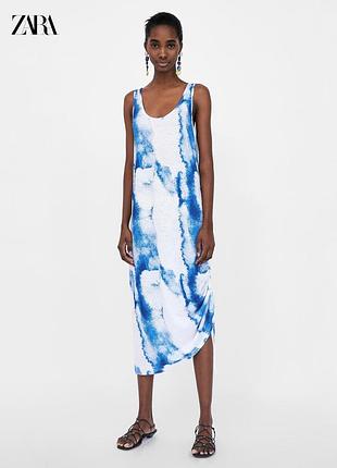 Крутое платье в принт тай дай с затяжкой сбоку zara
