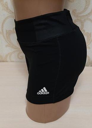 Короткі спортивні шорти велосипедки adidas supernova