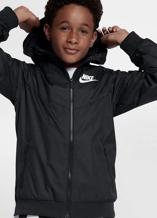 Вітровка куртка nike оригінал р.122-128
