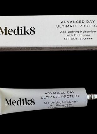 Advanced day ultimate protect™ medik8 едвансд дей алтімейт протект™ — антивіковий зволожувальний сонцезахисний крем із фотоліазою, spf 50+ і pa++++