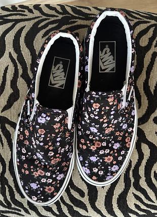 Сліпони жіночі vans 38,5 -39 з квітковим принтом, різнокольорові