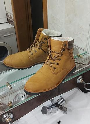 Черевики кросівки 10