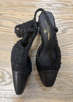 Жіночі туфлі chanel чорні з твіду