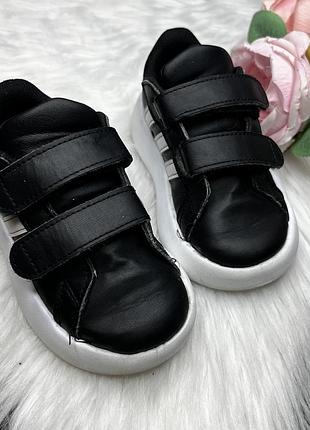 Adidas на липучках р.24 2