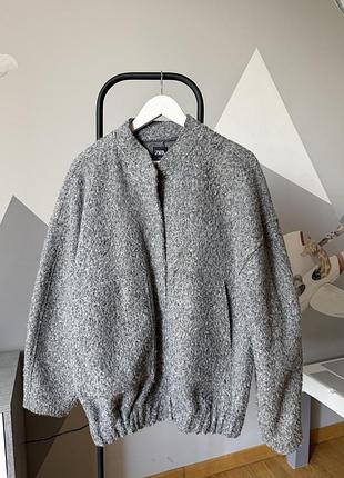 Бомбер zara сіра розмір m-l