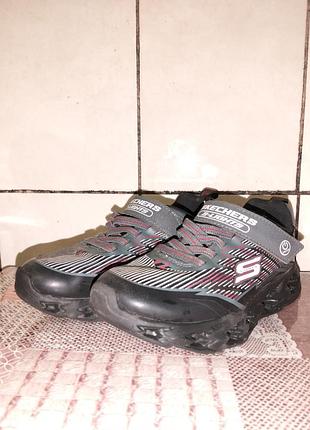 Кросівки для хлопчиків skechers vortex 2.0 сірі з чорним