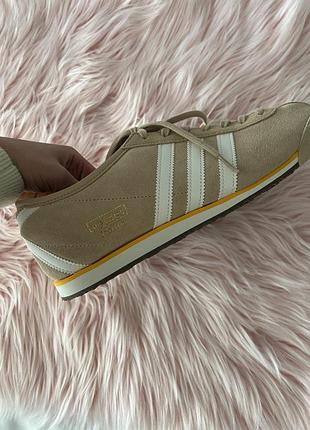 Кросівки аdidas 8