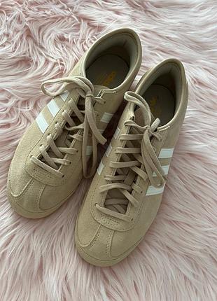 Кросівки аdidas 9