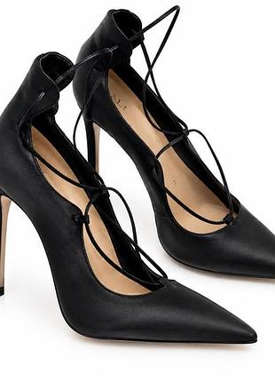 (с) шкіряні туфлі човники на шнурівці aldo