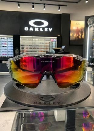 Сонцезахисні окуляри oakley з дзеркальними лінзами