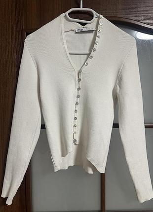 Кофта жіноча zara біла з ґудзиками