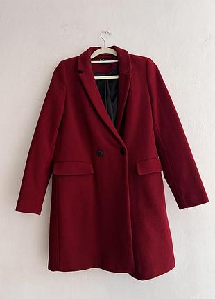 Нове пальто zara 52% вовна