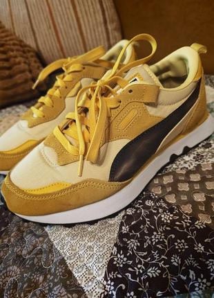 Кросівки puma жіночі, розмір 38, довжина устілки 24-24,5 см