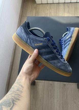 Кросівки adidas