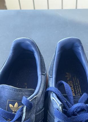 Кросівки adidas 8