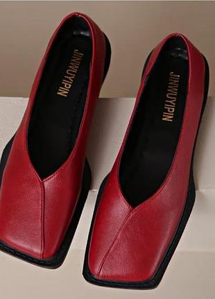 Туфли новые 40- 41 рр