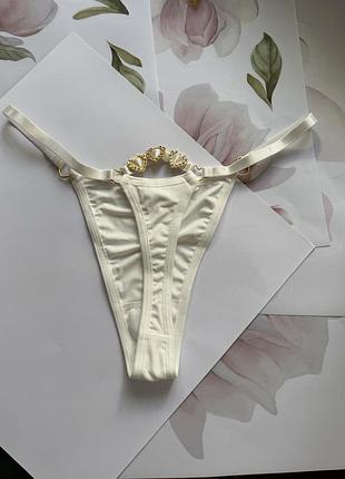 Трусики стрінги з аксесуарами 3
