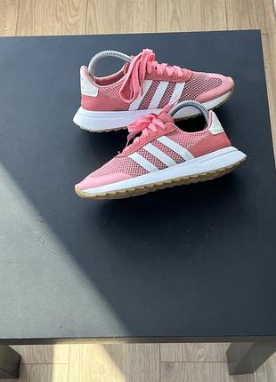 Кросівки adidas 5