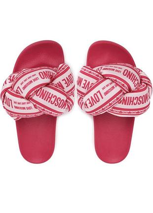 Шльранці love moschino