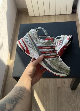 Кросівки adidas