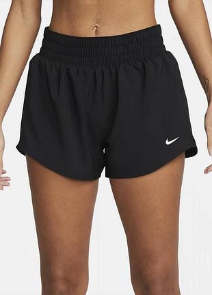 Жіночі чорні спортивні шорти від nike розмір  xs оригінал