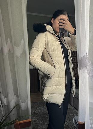 Зимова куртка пуховик