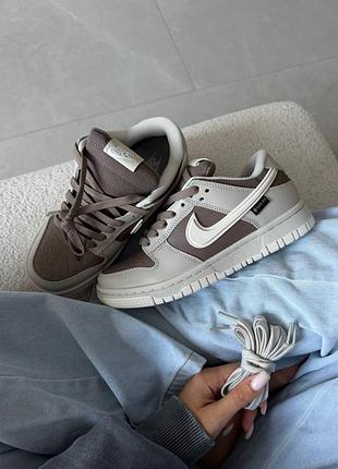 Nike sb dunk low
milk / chocolate gore-tex 5
