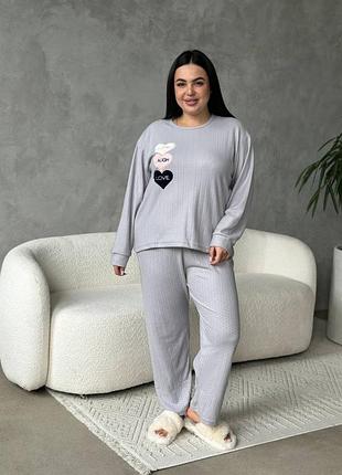 Тепла сіра піжамка з мікрофлісу plus size