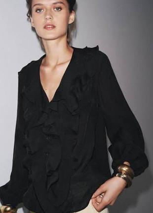 Блуза черная полупрозрачная с воланами zara