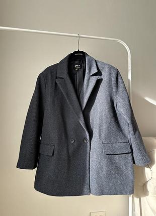 Пальто жакет щільне двобортне у смужку onlmalene blazer coat otw
