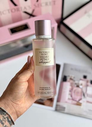 Спрей для тіла velvet petals whipped victoria’s secret