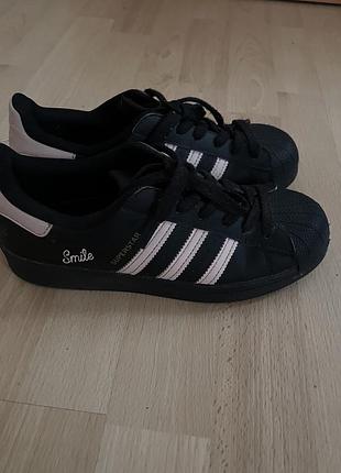 Кросівки жіночі adidas superstar чорні з рожевим
