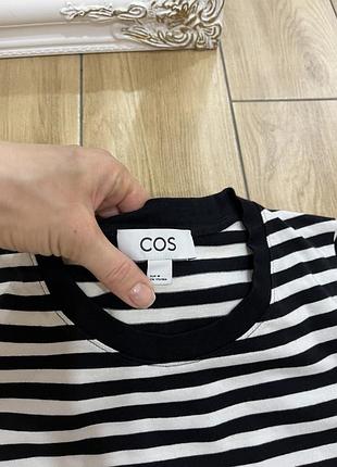 Жіноча футболка cos м