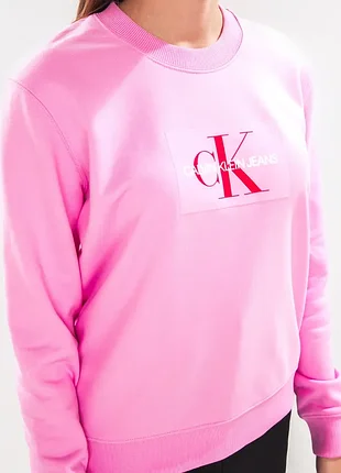 Розовый свитшот calvin klein jeans