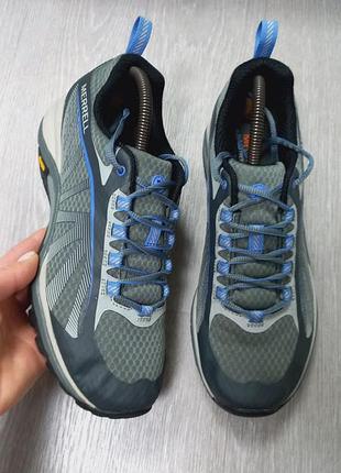 Женские кроссовки merrell