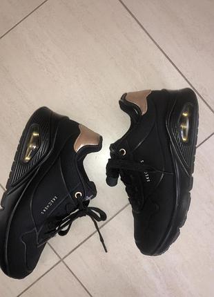 Кросівки skechers