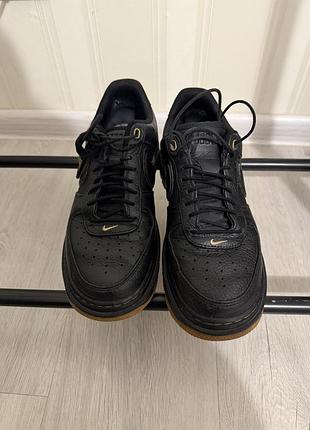 Кросівки чоловічі nike чорні шкіряні