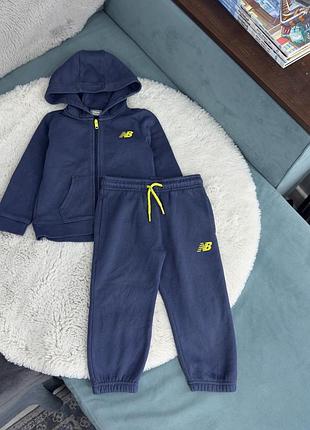 Костюм худі штани new balance на хлопчика 2 роки 92 см
